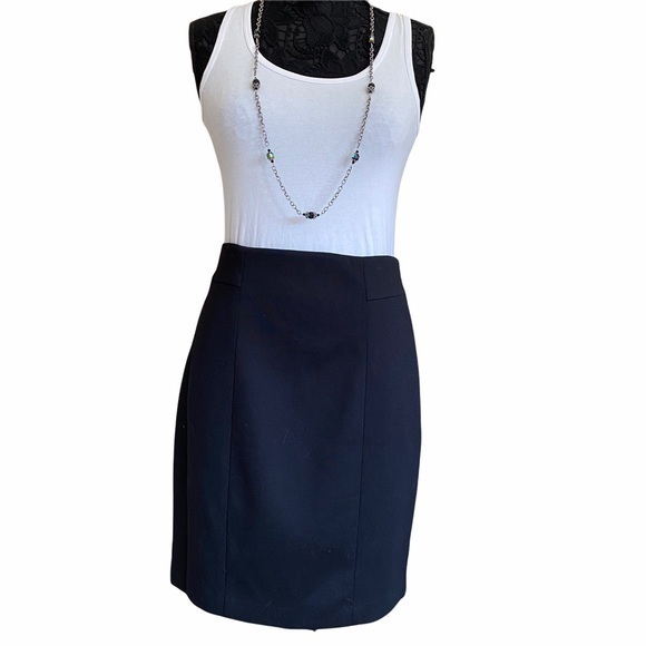 Tahari Black Polyester Spandex Classic Mini Pencil Skirt Size 10 NWOT - Picture 1 of 16